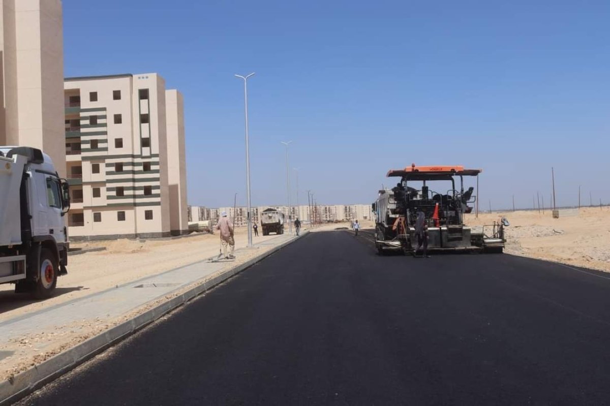 وزير الإسكان: أجهزة المدن الجديدة تواصل تنفيذ أعمال رفع كفاءة وتطوير الطرق