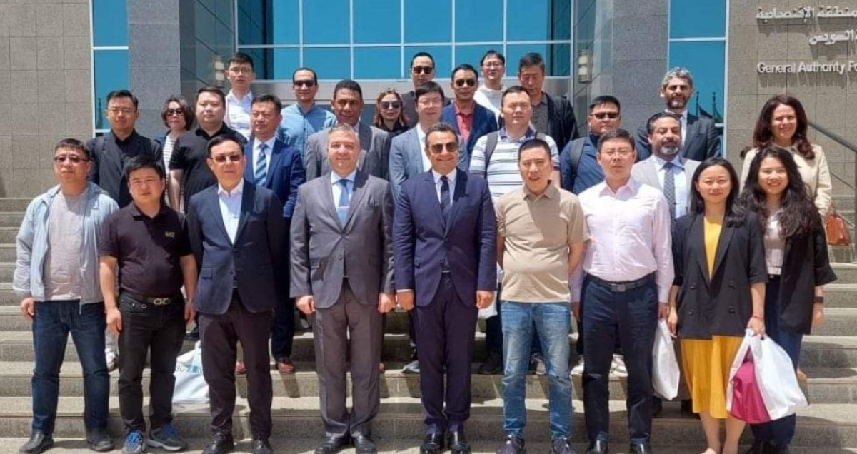 اقتصادية قناة السويس تستقبل وفدا من المجلس الوطني الصيني للنسيج والملابس