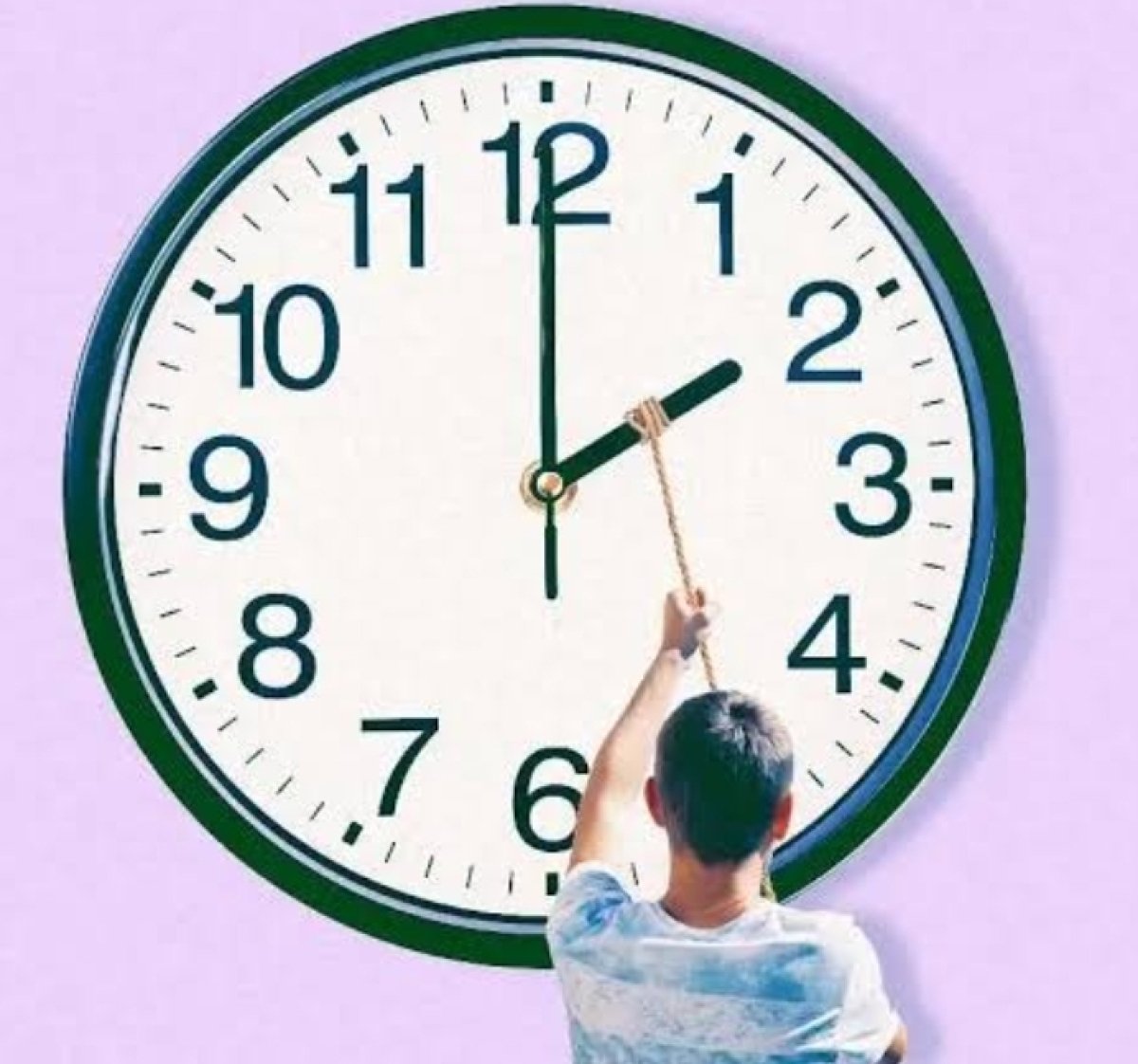 《قدم ساعتك ساعة》.. غدا بدء العمل بالتوقيت الصيفي