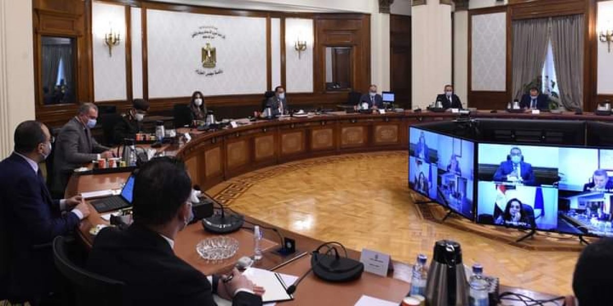 تنفيذا لتكليفات الرئيس.. مدبولي يتابع موقف مشروع تطوير عواصم المحافظات والمدن الكبرى