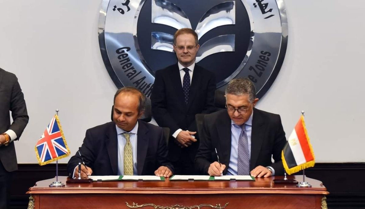 المناطق  الحرة والخارجية البريطانية توقعان مذكرة تفاهم لتعزيز العلاقات الاستثمارية والتجارية