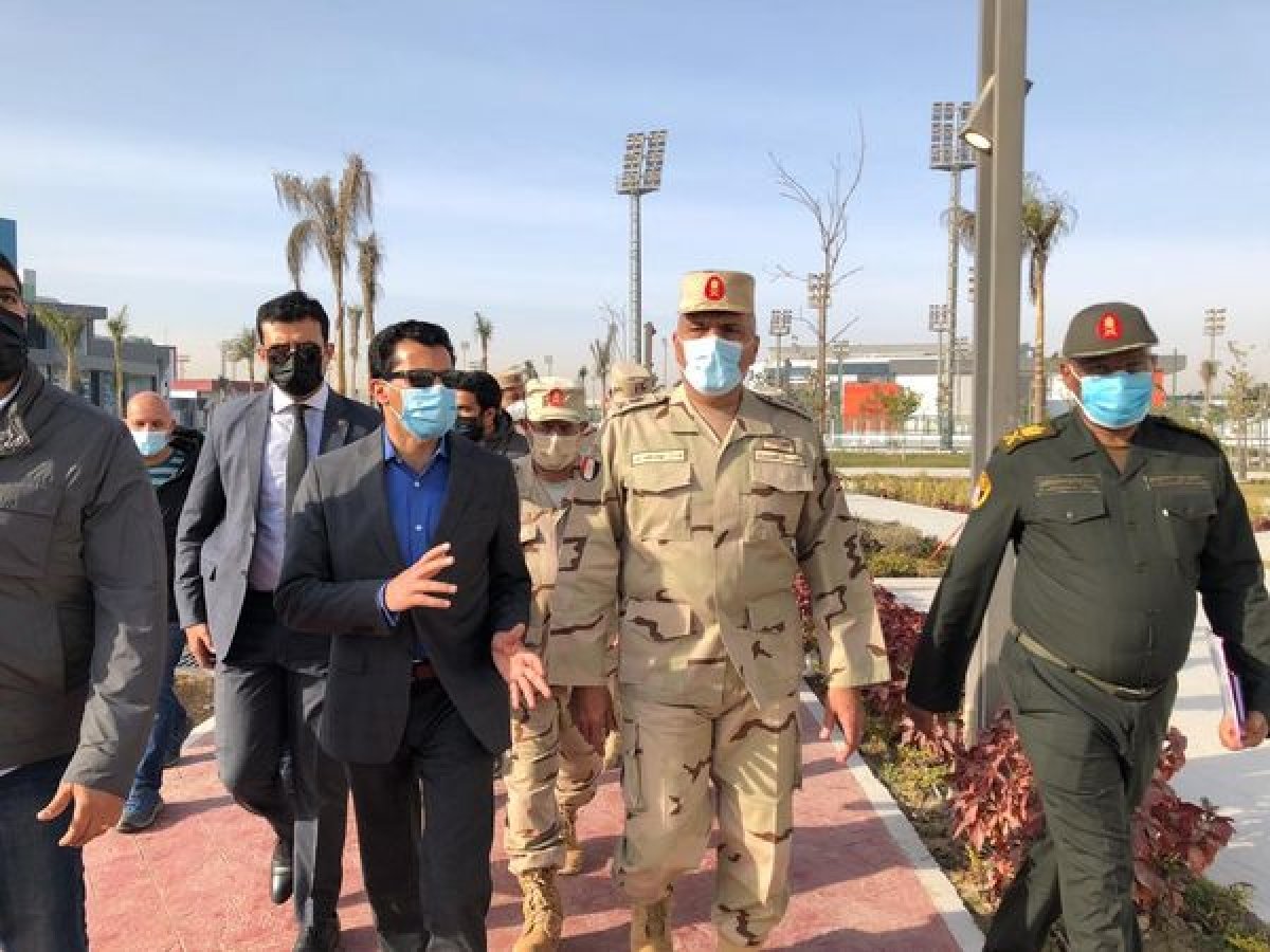 استعدادا لبطولة العالم لكرة اليد.. وزير الرياضة يتفقد الصالة المغطاة بالعاصمة الإدارية