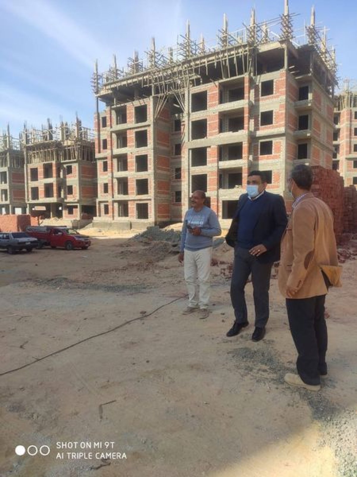 رئيس جهاز مدينة ملوى الجديدة يتفقد أعمال تنفيذ 1024 وحدة سكنية بمشروع " JANNA"