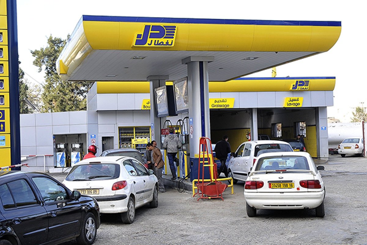 الحكومة تكشف حقيقة وجود أزمة بالغاز الطبيعي في محطات الوقود على مستوى الجمهورية