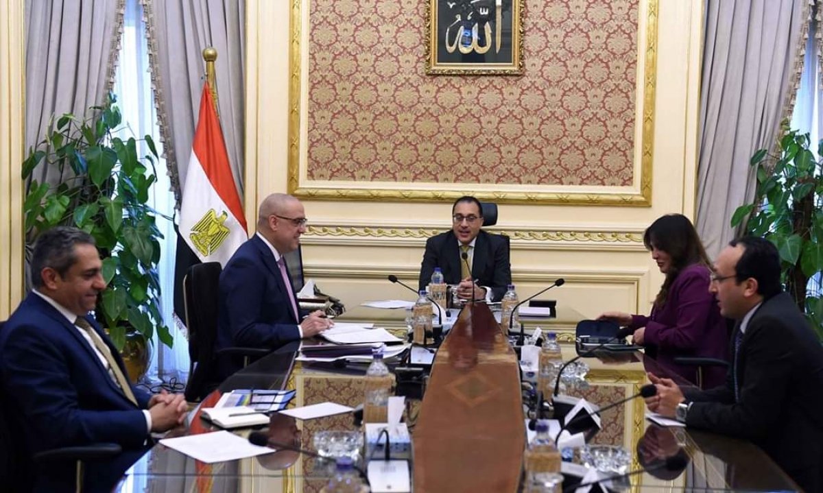 رئيس الوزراء يتابع موقف تنفيذ المشروعات في قطاع الإسكان والمجتمعات العمرانية الجديدة