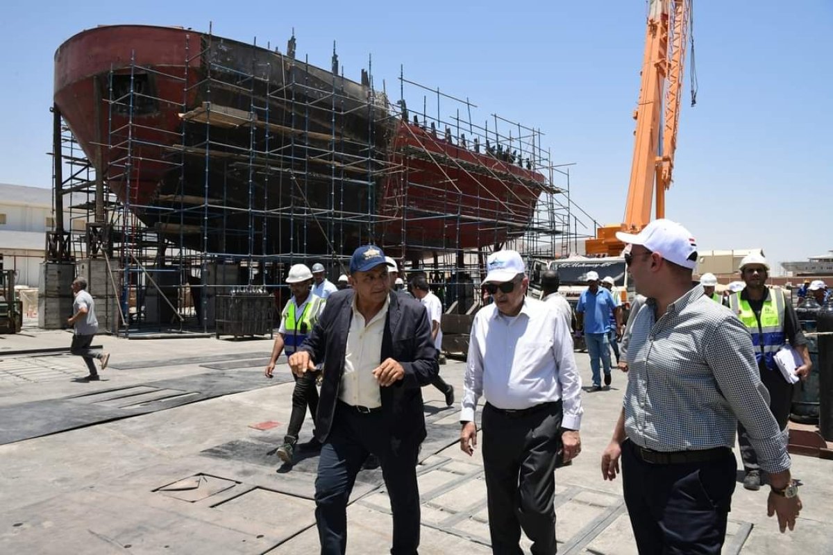  الفريق أسامة ربيع: "نسعى لتوطين الصناعات البحرية والصناعات الثقيلة وإعادة الريادة للترسانات الوطنية"