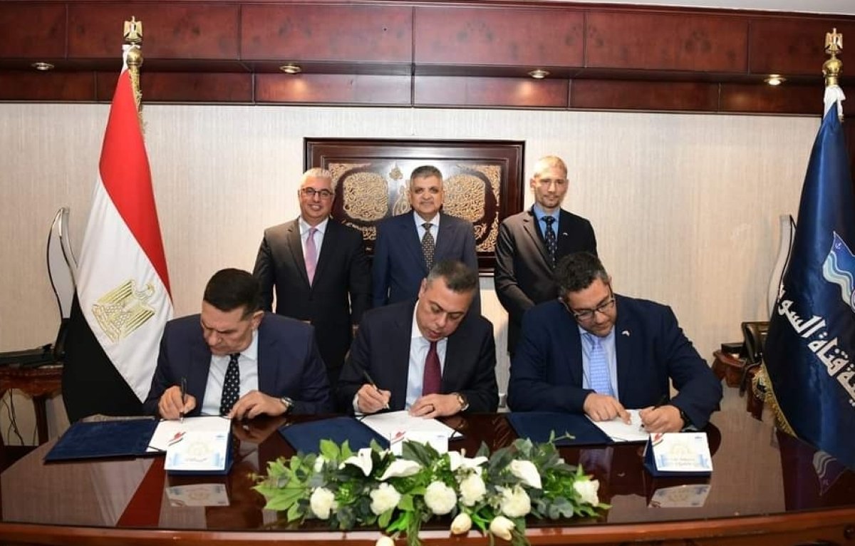 لتأدية الخدمات وإدارة المخلفات بمدخل قناة السويس الشمالي.. توقيع عقد بين《انتيبوليوشن إيجيبت》والشركة المصرية للتوريدات
