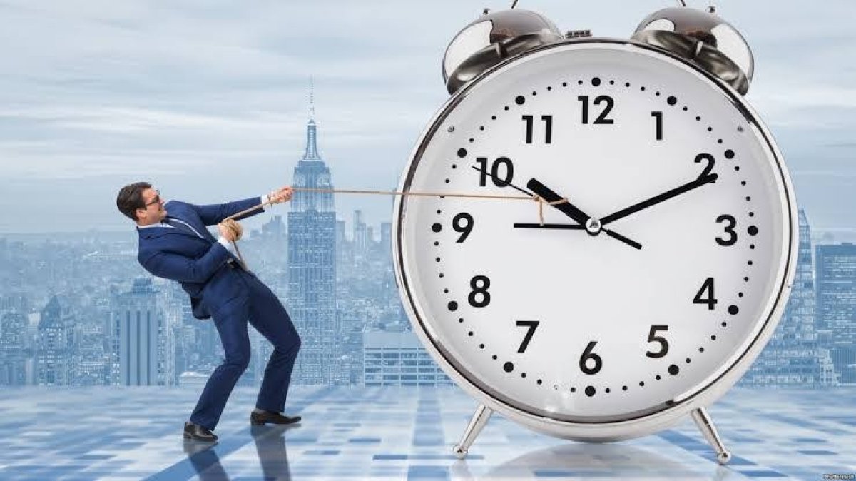 مفاجأة.. مصدر: اتجاه لعودة العمل بالتوقيت الشتوي