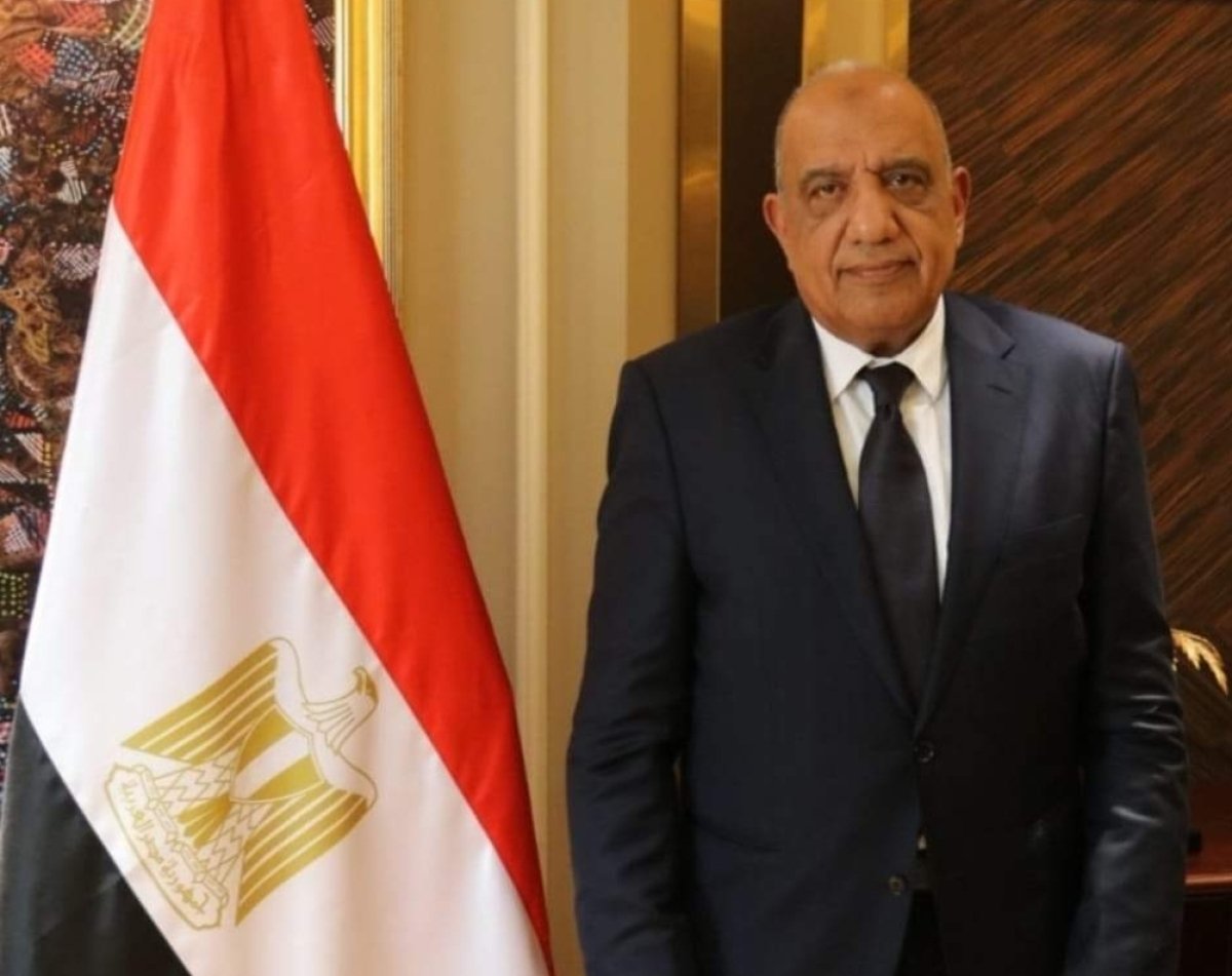 وزير الكهرباء: توجيهات من القيادة السياسية الاهتمام بتحسين جودة التغذية الكهربائية والارتقاء بمستوى الخدمات