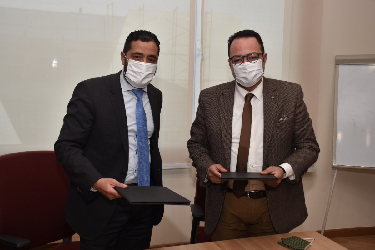 بنك مصر يتعاون مع فيكسد سليوشنز لإتاحة قنوات الدفع الإلكتروني للبنك على المنصة الموحدة لخدمات الكهرباء 