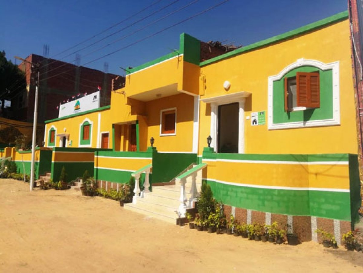 رئيس الوزراء يتابع الإجراءات التنفيذية لمشروع "تطوير القرى المصرية" ويوجه بالاتفاق على تصميم موحد لمراكز الخدمات