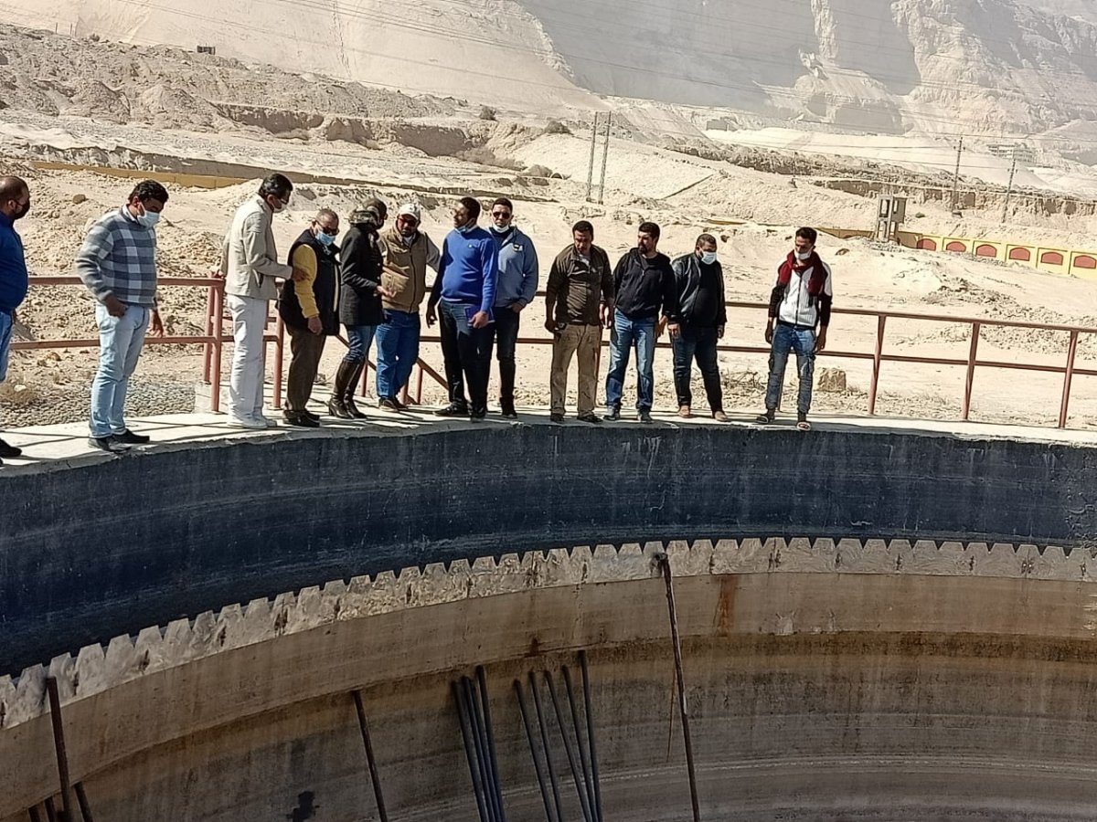 جهاز "خليج السويس" يستقبل لجنة مشتركة لمتابعة منظومة "الصرف الصناعي" وتحقيق أقصى استفادة من المياه المعالجة