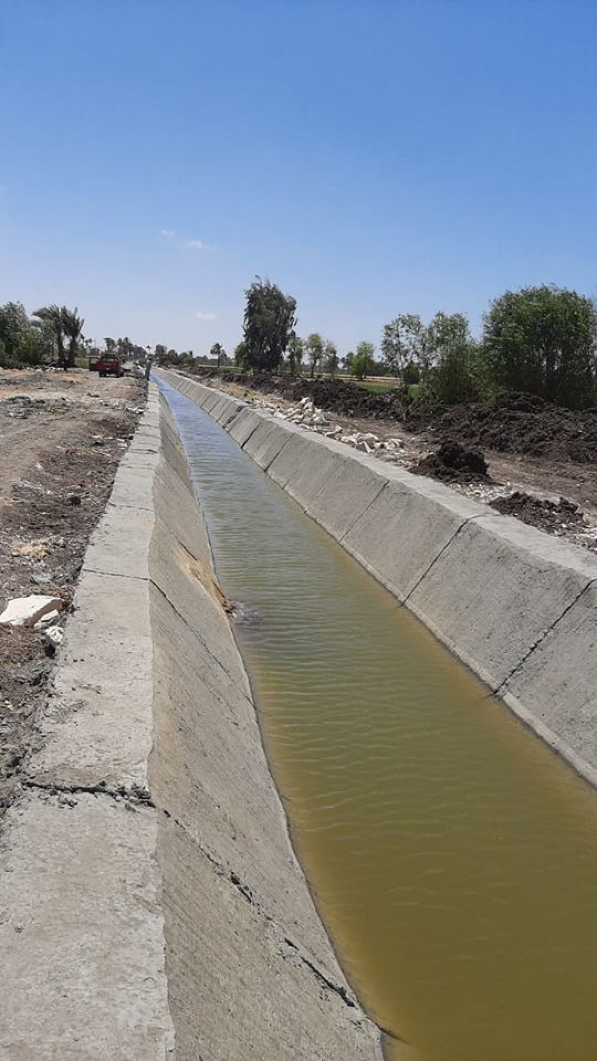 تعرف على حقيقة تحميل المزارعين تكاليف تبطين الترع برسوم 7 آلاف جنيه عن كل فدان