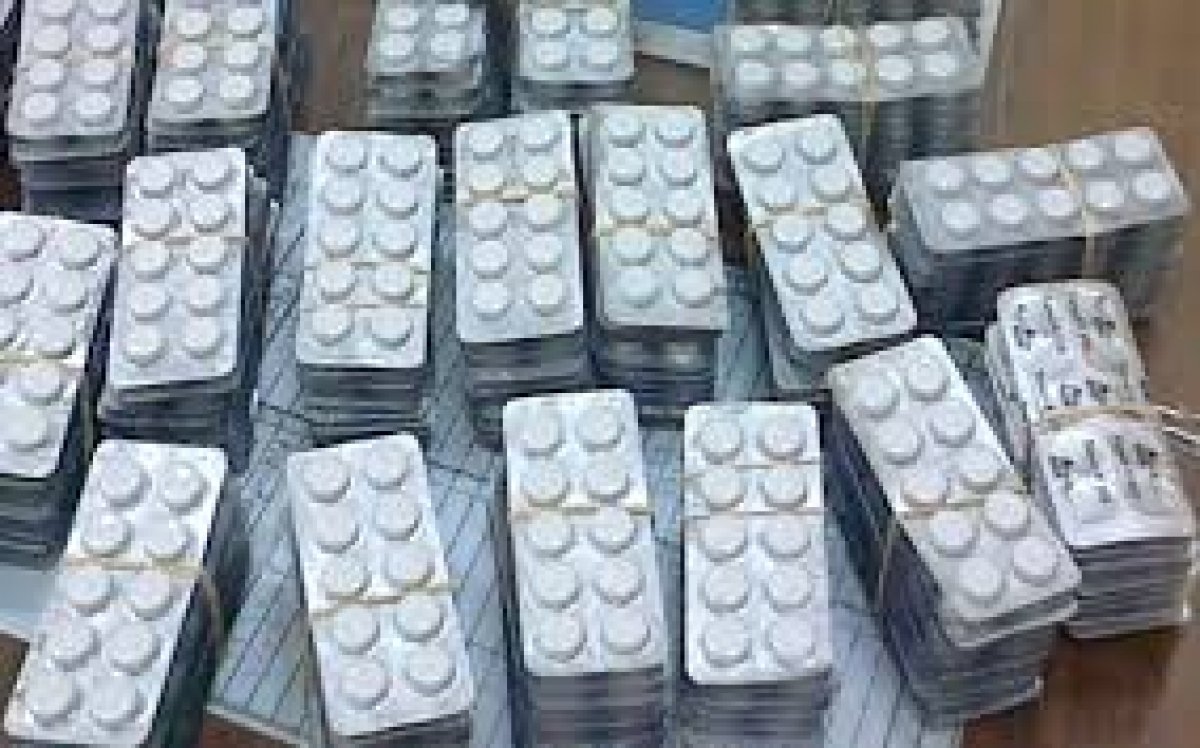 مخدرات بـ 2 مليون جنيه.. القبض على عنصر إجرامي وبحوزته 25 الف قرص تامول بمطروح