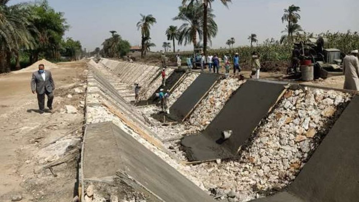 وزيرة التخطيط والتنمية الاقتصادية تعتمد 750مليون جنيه للمشروع القومى لتأهيل وتبطين الترع