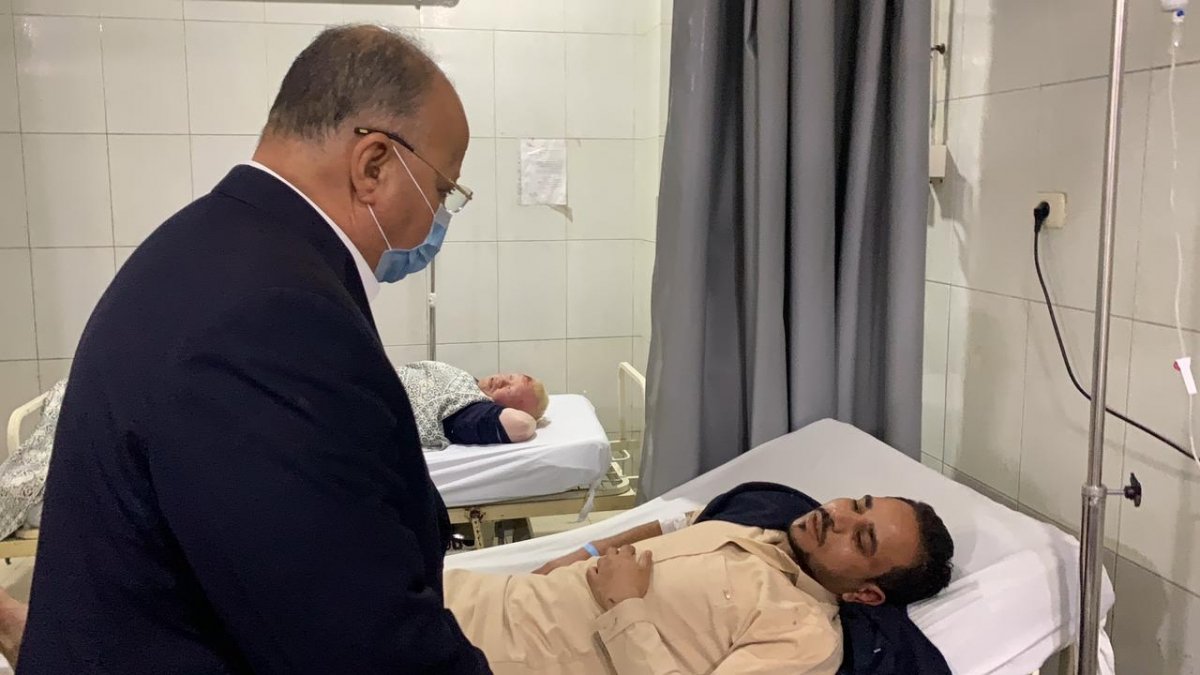 محافظ القاهرة يشرف على عمليات إنقاذ القاطنين بالعقار المنهار بالسلام