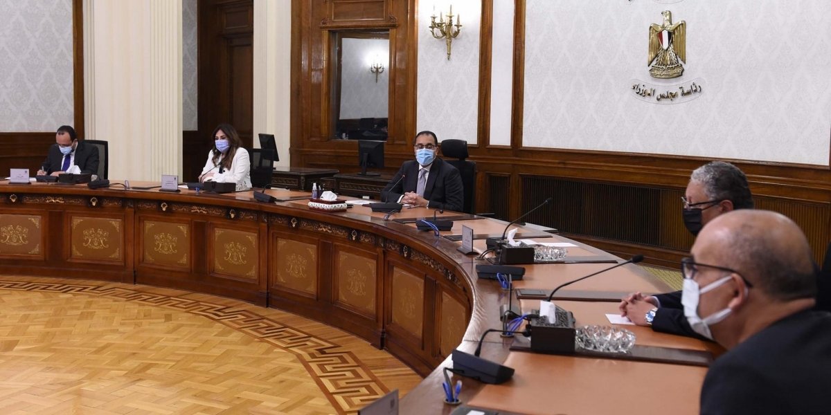 الحكومة تستعد لتطوير منطقة الفسطاط ومدبولى للإستشاريين: احلموا..فالقاهرة تستحق منا أن نحلم من أجلها لتعود أعظم عواصم الدنيا