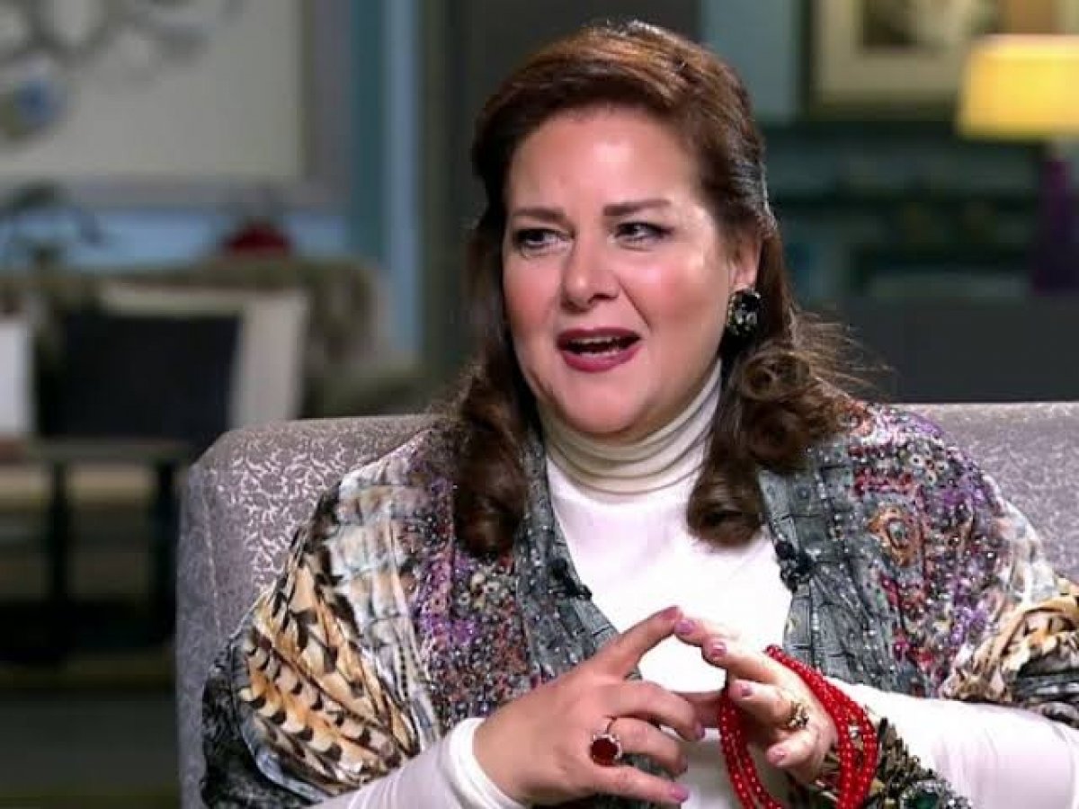 إصابة دلال عبدالعزيز و٨ من مسلسل "عالم موازى" بفيروس كورونا