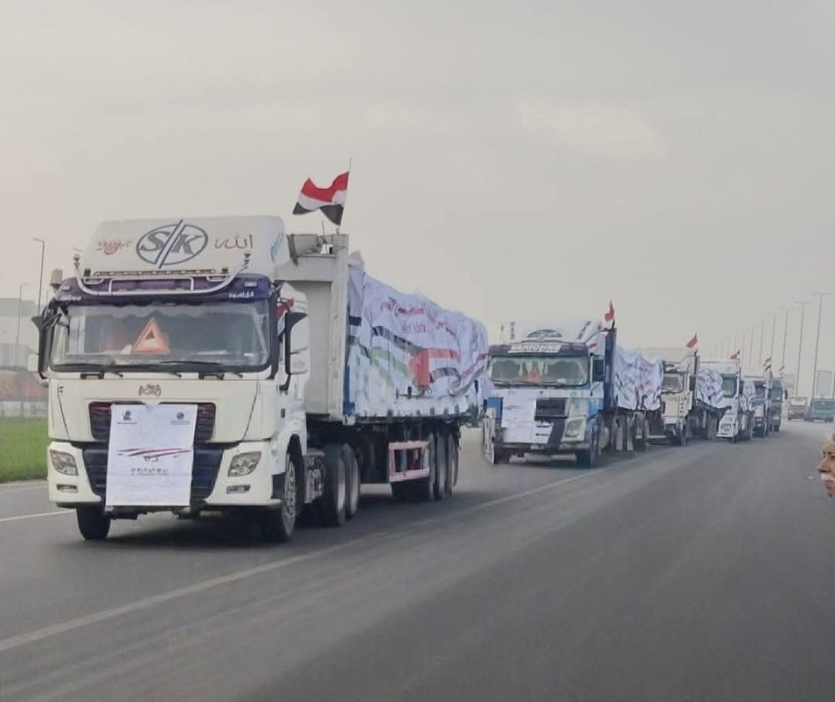 التموين: تطلق القافلة رقم 13 للمساعدات الإغاثية العاجلة إلى قطاع غزة