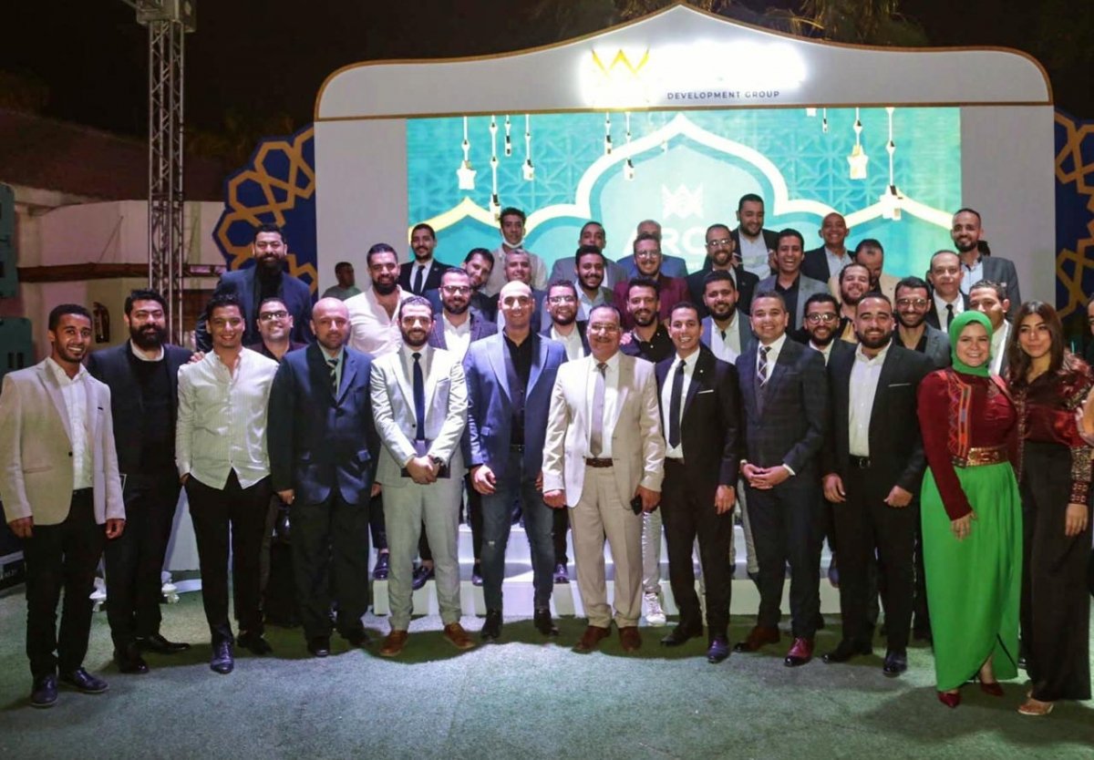 خالد عليش وعايدة الأيوبي يحييان حفل سحور أرقى للتطوير العقاري لعملاءها