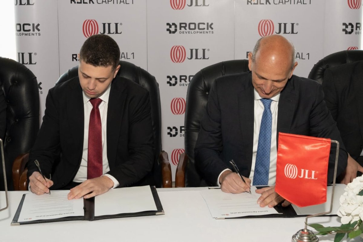 شركة «Rock Developments» توقع ثاني اتفاقية تعاون مع «JLL» لتقديم خدمات الإدارة لمشروع «روك كابيتال 1» 