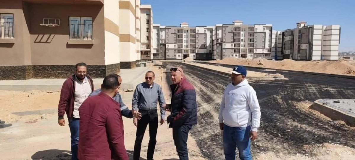 وزير الإسكان يُتابع الموقف التنفيذي للمشروعات السكنية بعددٍ من المدن الجديدة