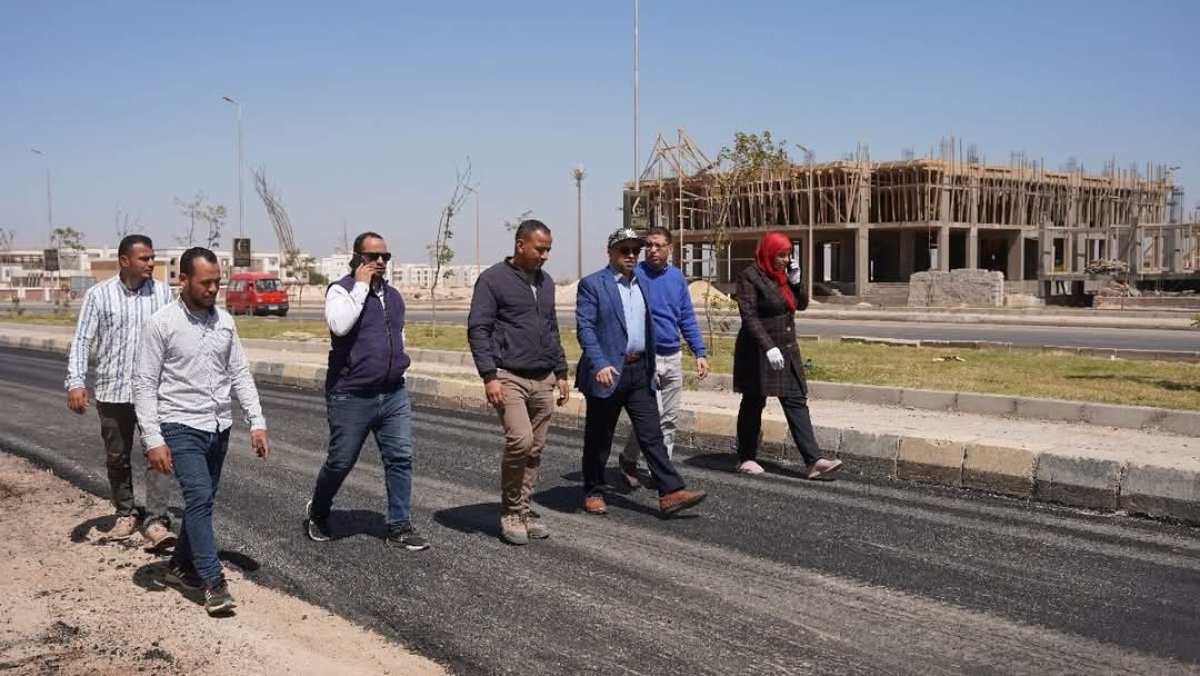 وزير الإسكان: دفع العمل بوحدات "سكن لكل المصريين" وأعمال الطرق والتطوير بمدينة سوهاج الجديدة