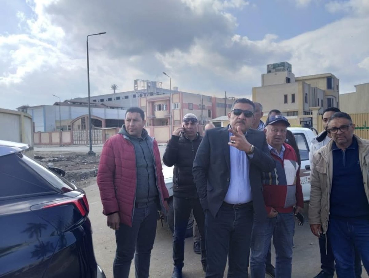 وزير الإسكان يتابع أعمال تنفيذ الوحدات السكنية بمشروع "ديارنا" والخدمات بمدينة دمياط الجديدة