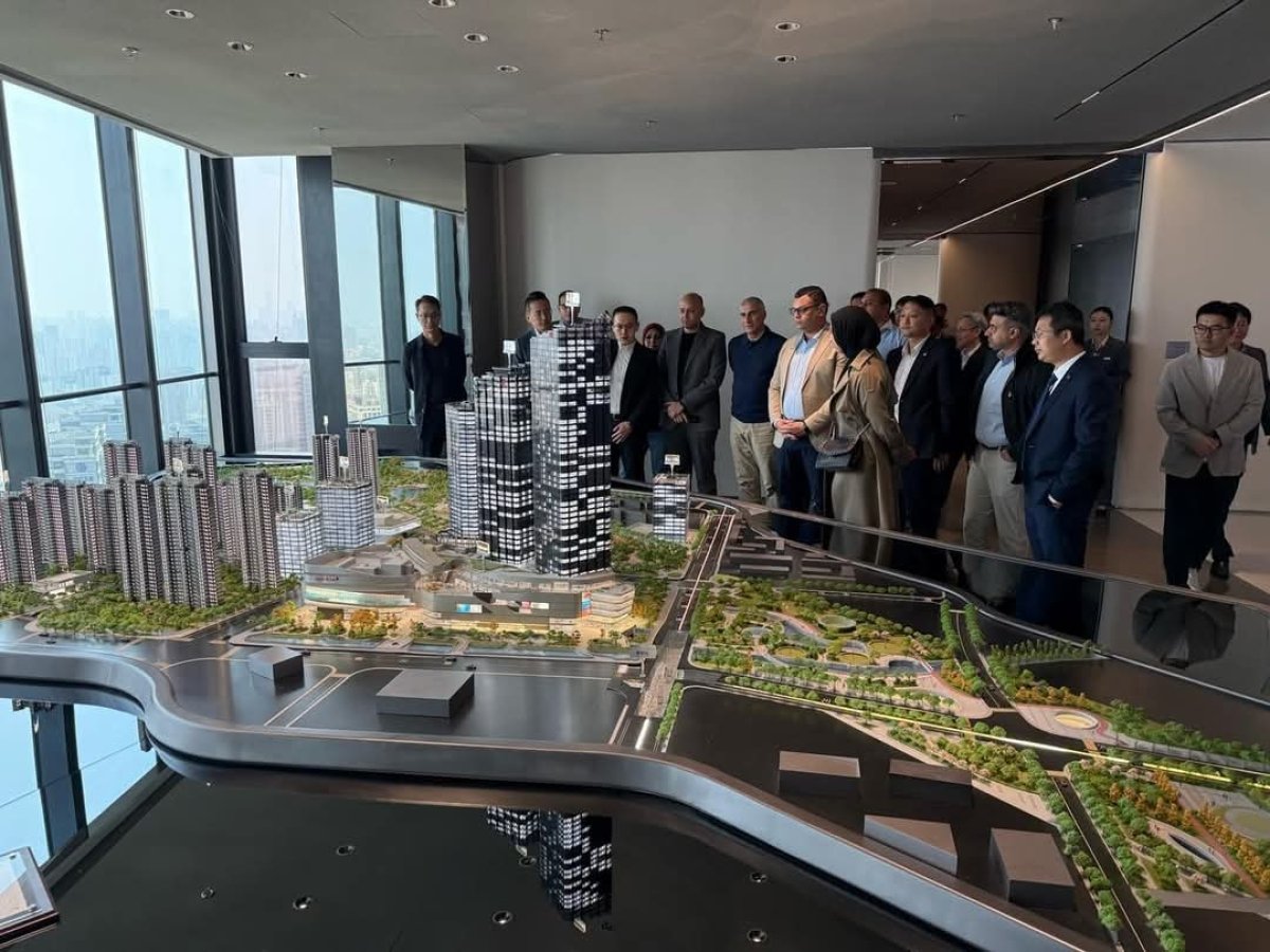 وزير الإسكان يتفقد منطقة الأعمال المركزية بمدينة «شنغهاي» الصينية على مساحة مليون م٢ 