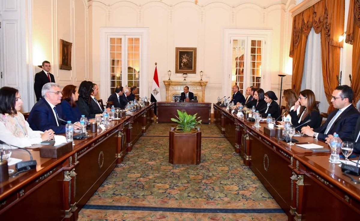 وزير الخارجية والهجرة يلتقي بغرفة التجارة الأمريكية بالقاهرة