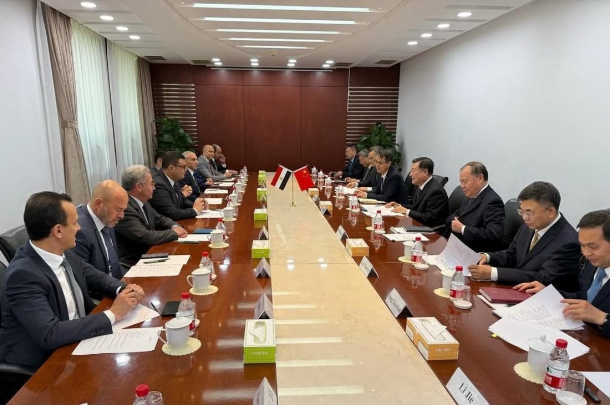 وزير الإسكان يلتقي نظيره الصيني في "بكين " لبحث سبل التعاون المستقبلي