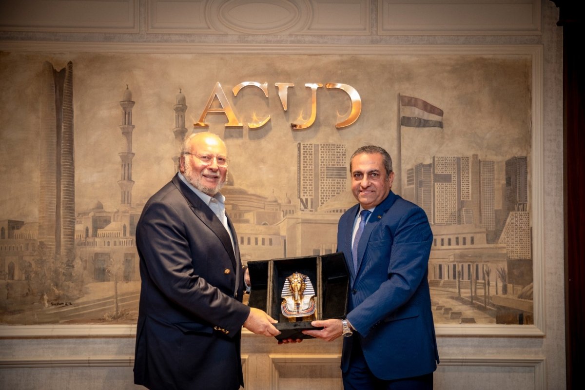 الملك أحمد فؤاد يزور العاصمة الإدارية الجديدة ويشيد بالمشروع القومي العملاق