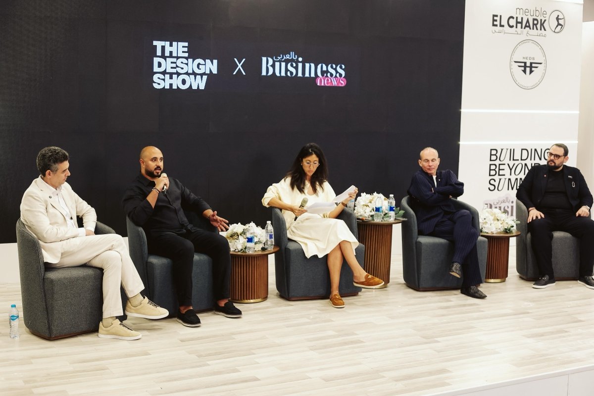  "اربن لينز" الكويتية: استراتيجية التنمية الصناعية بمصر ستنعكس إيجابيا على صناعة العقار التعاقدات الطويلة مع الموردين تتضمن مخاطرة.. والتعاون بين التصميم والتطوير «أمر حتمي»