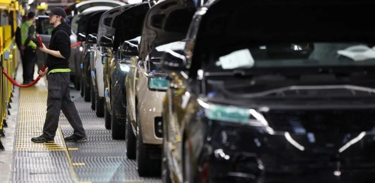 بريطانيا تسجل أكبر انخفاض سنوي في إنتاج السيارات