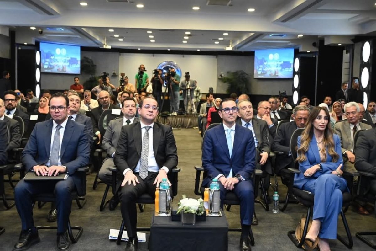 وزيرا الاستثمار والتجارة الخارجية والمالية يعلنان تفاصيل البرنامج الجديد لرد أعباء التصدير