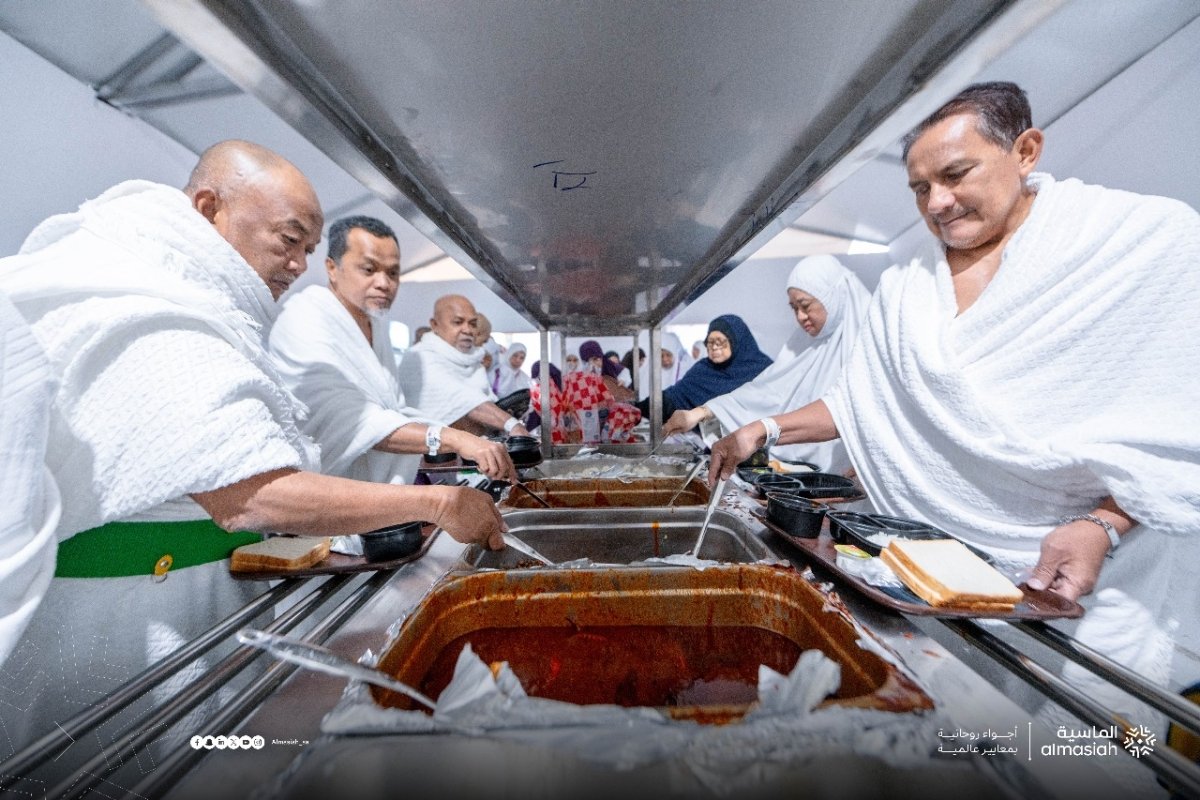   بتنظيم دقيق وخدمات متكاملة.. إستمرار تقديم الخدمات اللازمة لحجاج السياحة بمشعر منى 