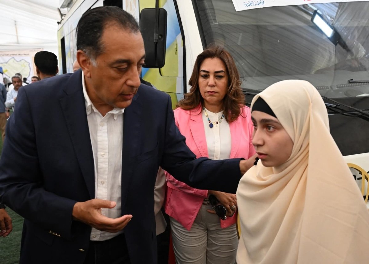  مواطن لرئيس الوزراء: "بنتى اتعمت بعد ما ضربها طفل على راسها وهما بيلعبوا..ومدبولى: هنعمل اللازم حالا" والترتيب لها فى معهد ناصر