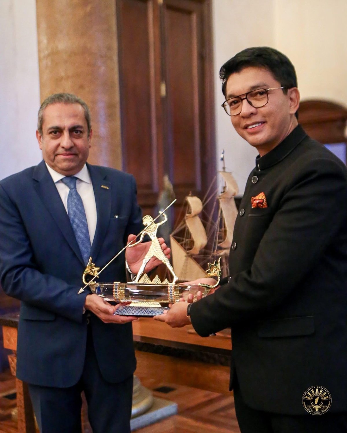 شركة العاصمة الإدارية للتنمية العمرانية في جمهورية مدغشقر للمساهمة في بناء عاصمتهم الإدارية