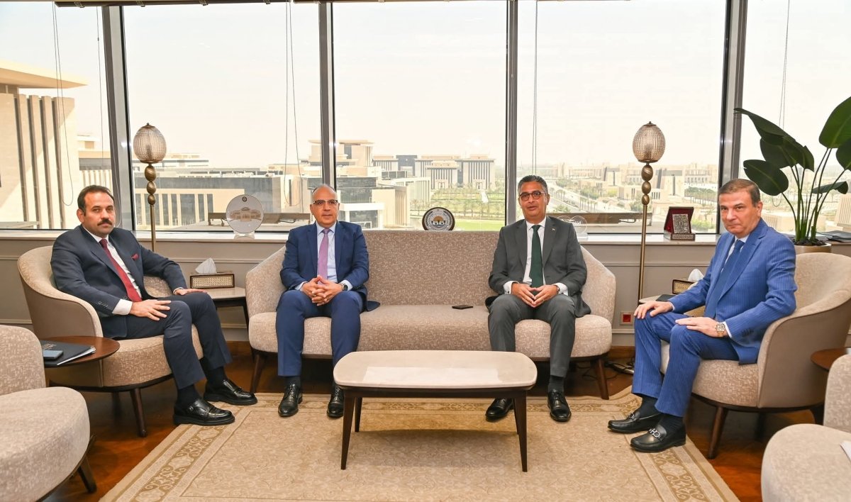 وزراء الزراعة والري والتموين ورئيس جهاز مستقبل مصر يناقشون سُبل تطوير زراعة محصولى قصب وبنجر السكر وزيادة الإنتاجية