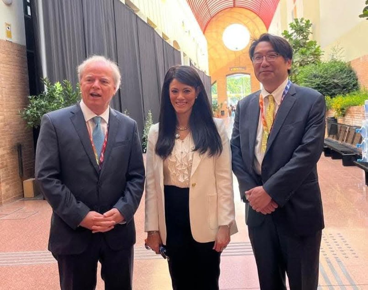 «المشاط» تعقد لقاءات ثنائية مكثفة مع ممثلي الحكومات وشركاء التنمية والمؤسسات الدولية خلال فعاليات المؤتمر الدولي الرابع لتمويل التنمية