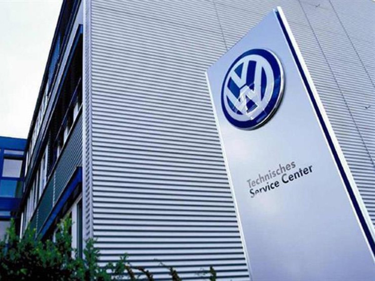 «فولكسفاجن» توقف تصدير مركبات «الميني فان» الكهربائية لأمريكا