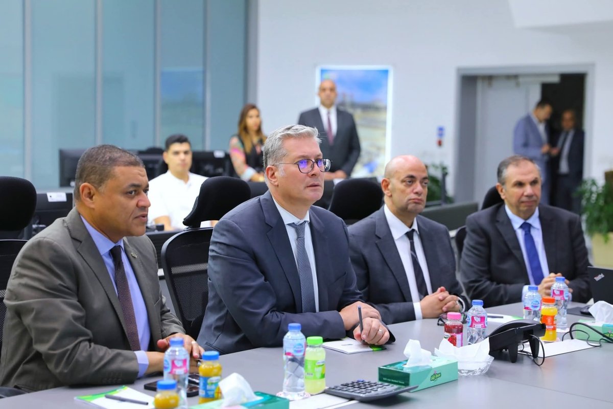 وزير البترول يتفقد مركز التحكم الرئيسي بالشبكة القومية للغازات الطبيعية "ناتا" التابع لشركة جاسكو