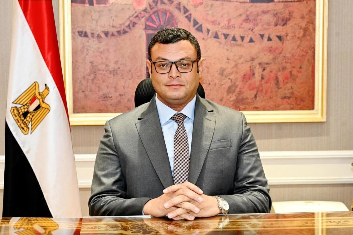 وزير الإسكان: دفع العمل بمشروعات تطوير الطرق والبنية الأساسية ووحدات "ديارنا" بدمياط الجديدة