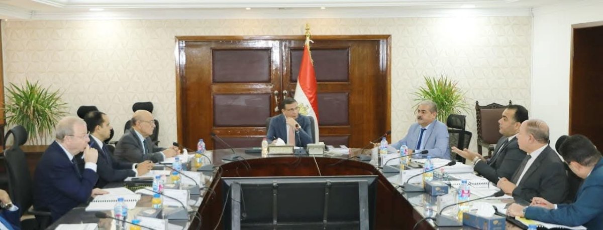 وزير الزراعة يترأس اجتماع مجلس إدارة الهيئة العامة للإصلاح الزراعي لمناقشة ملفات المنتفعين وموقف المشروعات