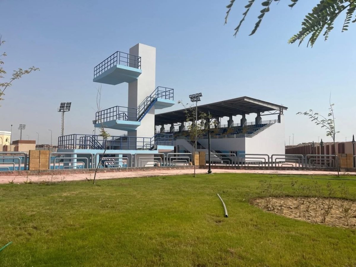 وزير الإسكان يتابع موقف المشروعات السكنية والمرافق والخدمات بمدينة قنا الجديدة