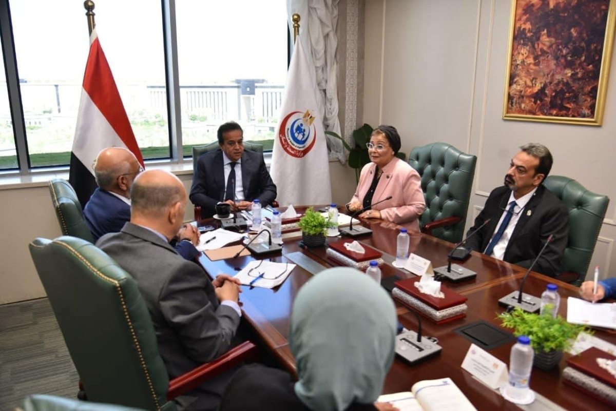 وزير الصحة يستقبل المدير التنفيذي لمصر بمجموعة البنك الدولي لبحث عدداً من الملفات المشتركة