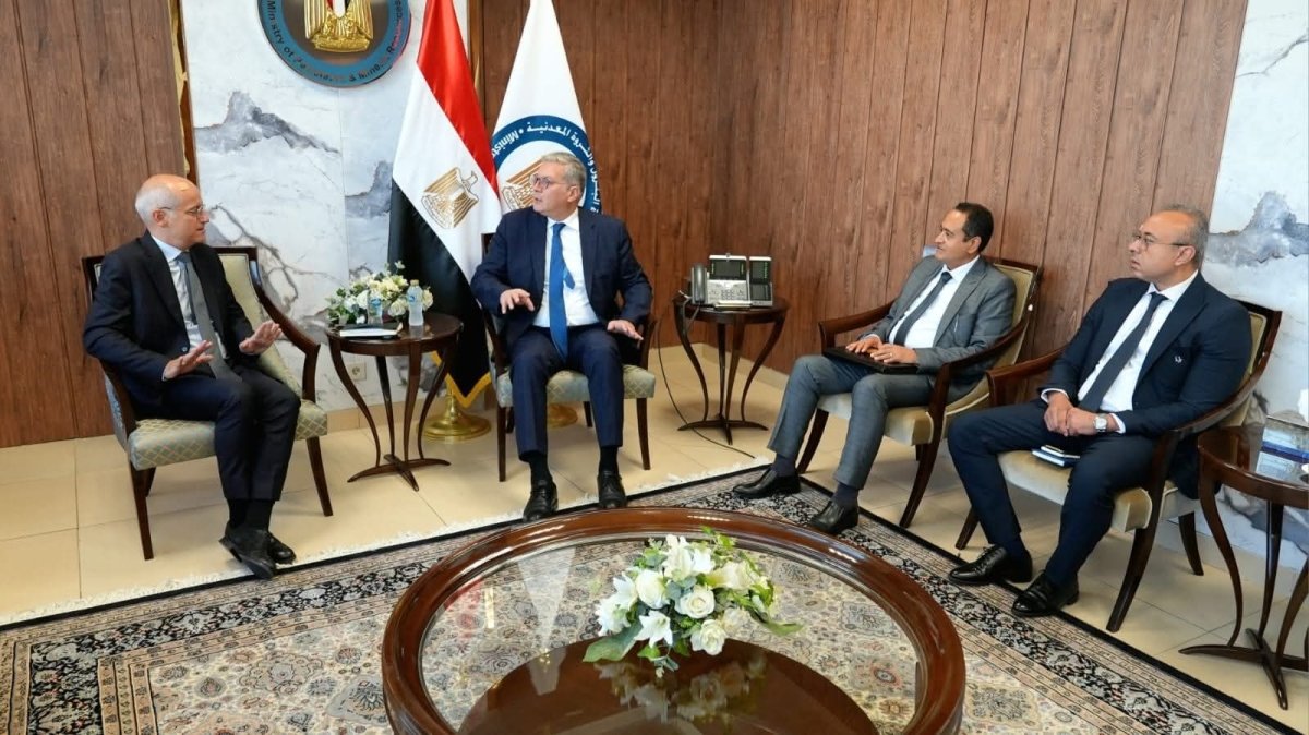 وزير البترول يبحث مع توتال إنرجيز الفرنسية الاستفادة بفرص الاستثمار وتعزيز التعاون في شرق المتوسط