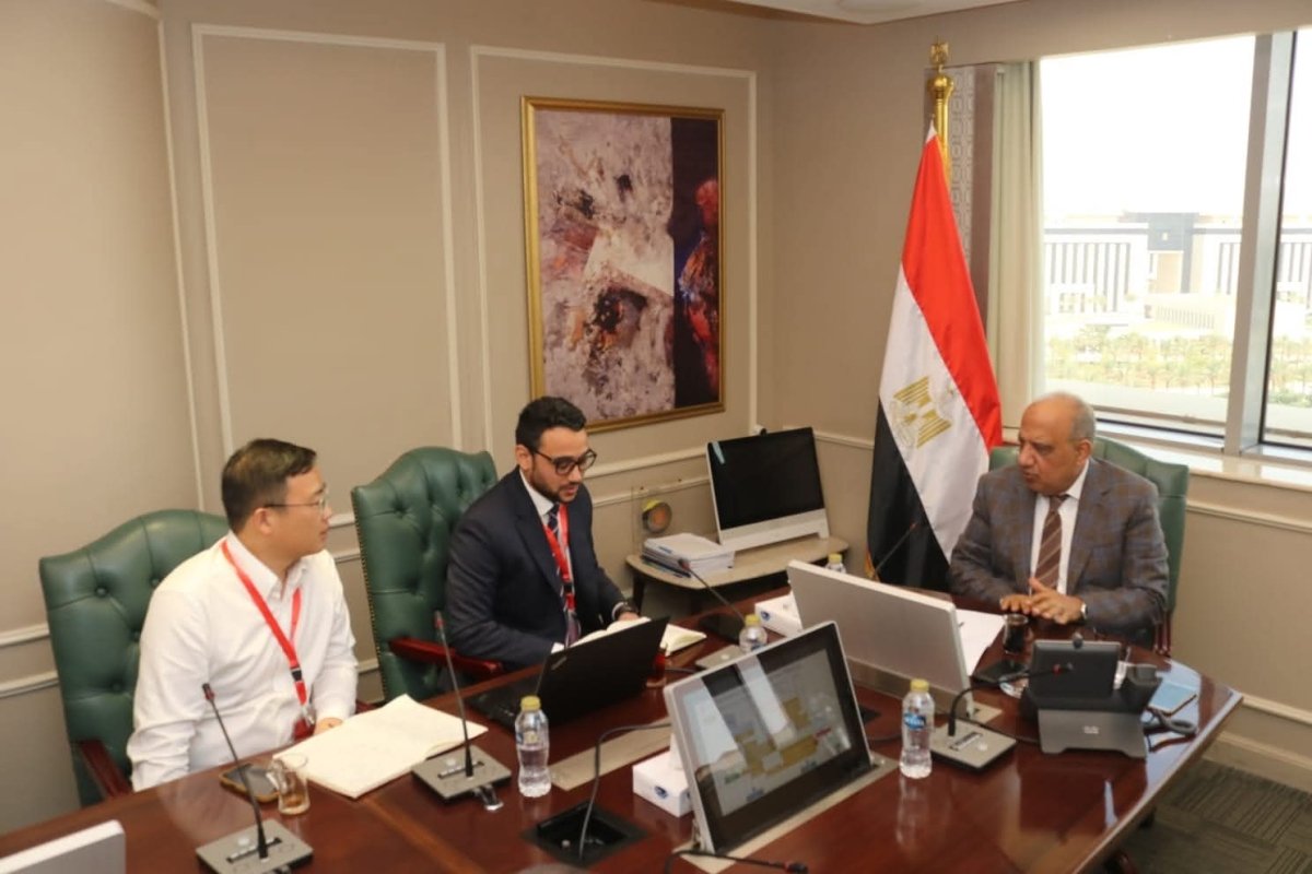 وزير الكهرباء يبحث مع مجموعة سانجرو " SUNGROW”الصينية التعاون فى مجالات تصنيع مهمات الطاقة المتجددة ومجريات تنفيذ مصنع بطاريات تخزين الطاقة