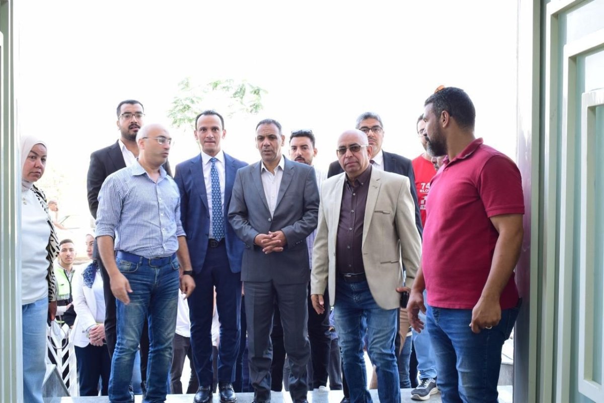 وزير الإسكان يتابع موقف تنفيذ وحدات "ديارنا" بمدينة أكتوبر الجديدة