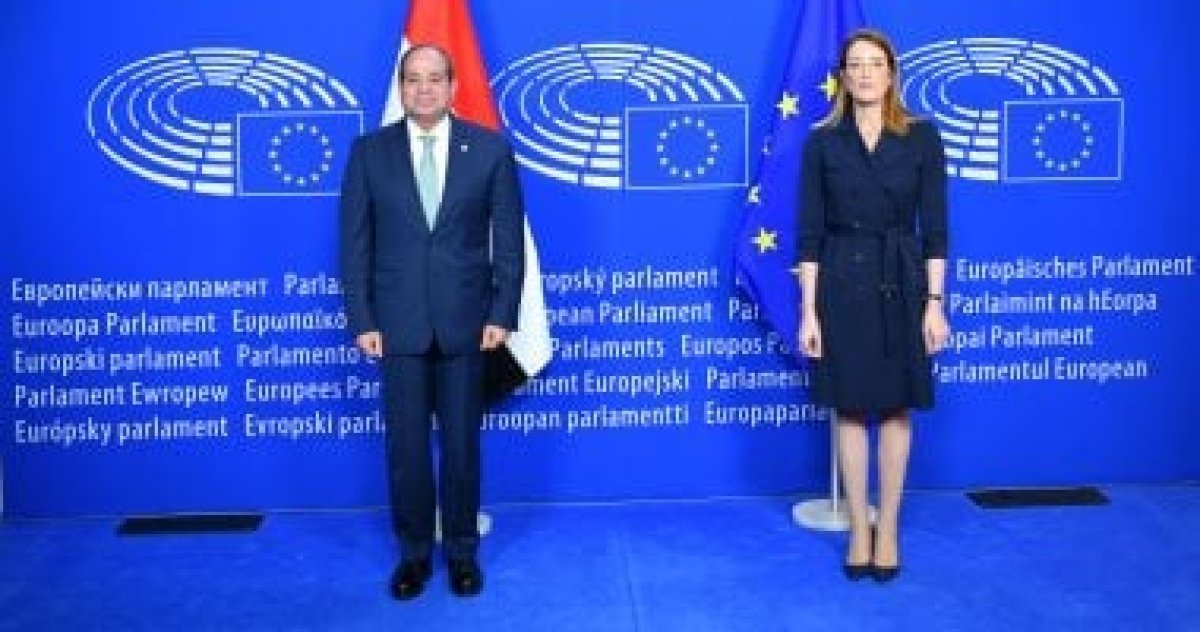 الرئيس السيسي يجتمع  مع رئيسة البرلمان الأوروبي